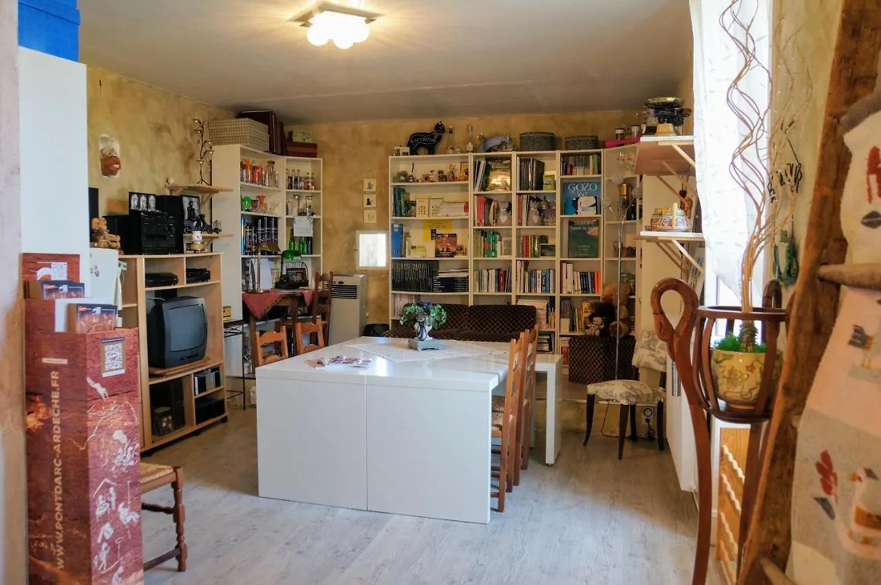 Bed & Breakfast Maison Du Manoir Vallon-Pont-d'Arc