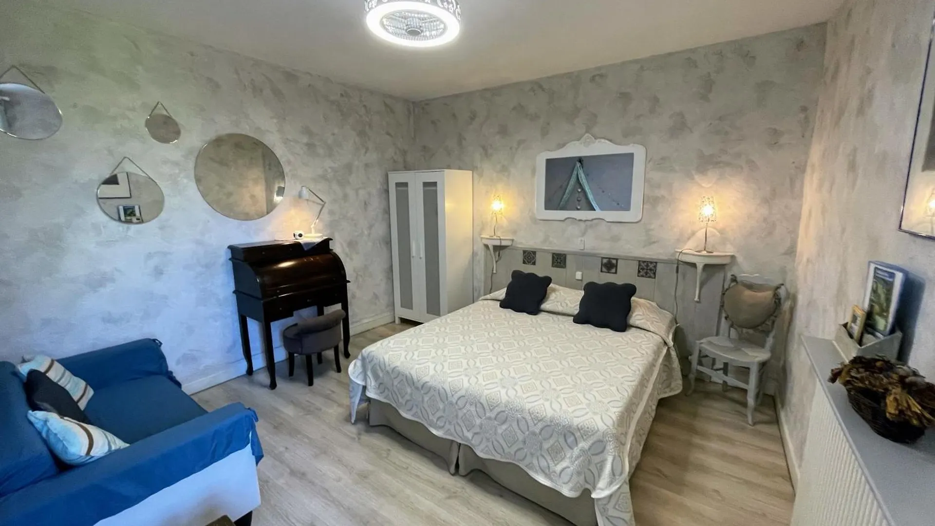 Maison Du Manoir Vallon-Pont-dʼArc 프랑스